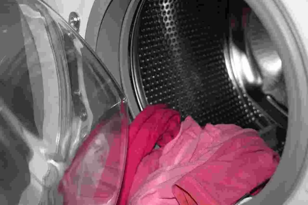 Quanto consuma davvero un’asciugabiancheria elettrica? Dati, consigli e curiosità per risparmiare energia in casa