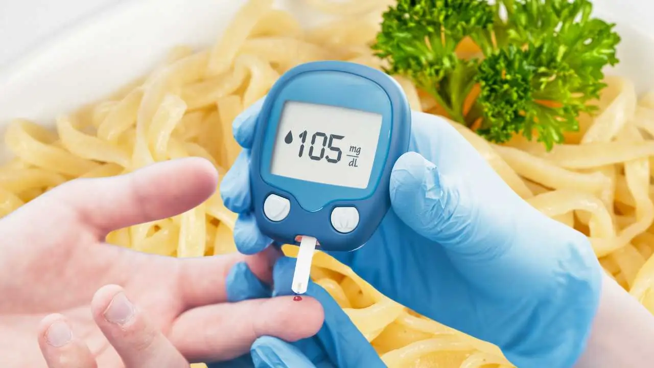 Piccoli campanelli d’allarme che indicano squilibri glicemici dopo i pasti