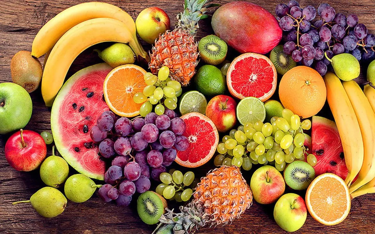 La frutta di luglio che ti aiuta a sgonfiarti subito: la trovi anche al supermercato
